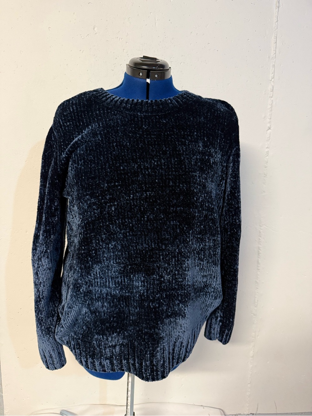 Women's Chenille Crewneck Sweater - Navy Blue